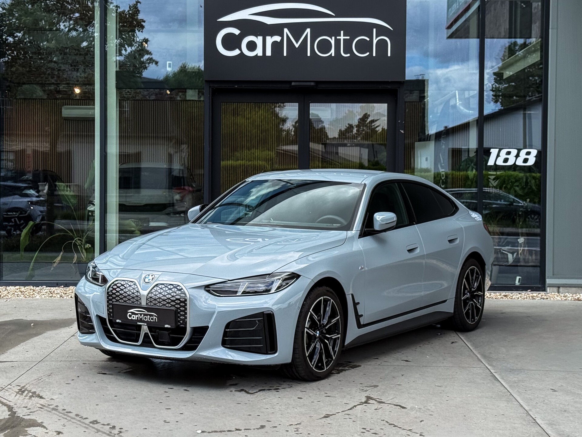 BMW i4