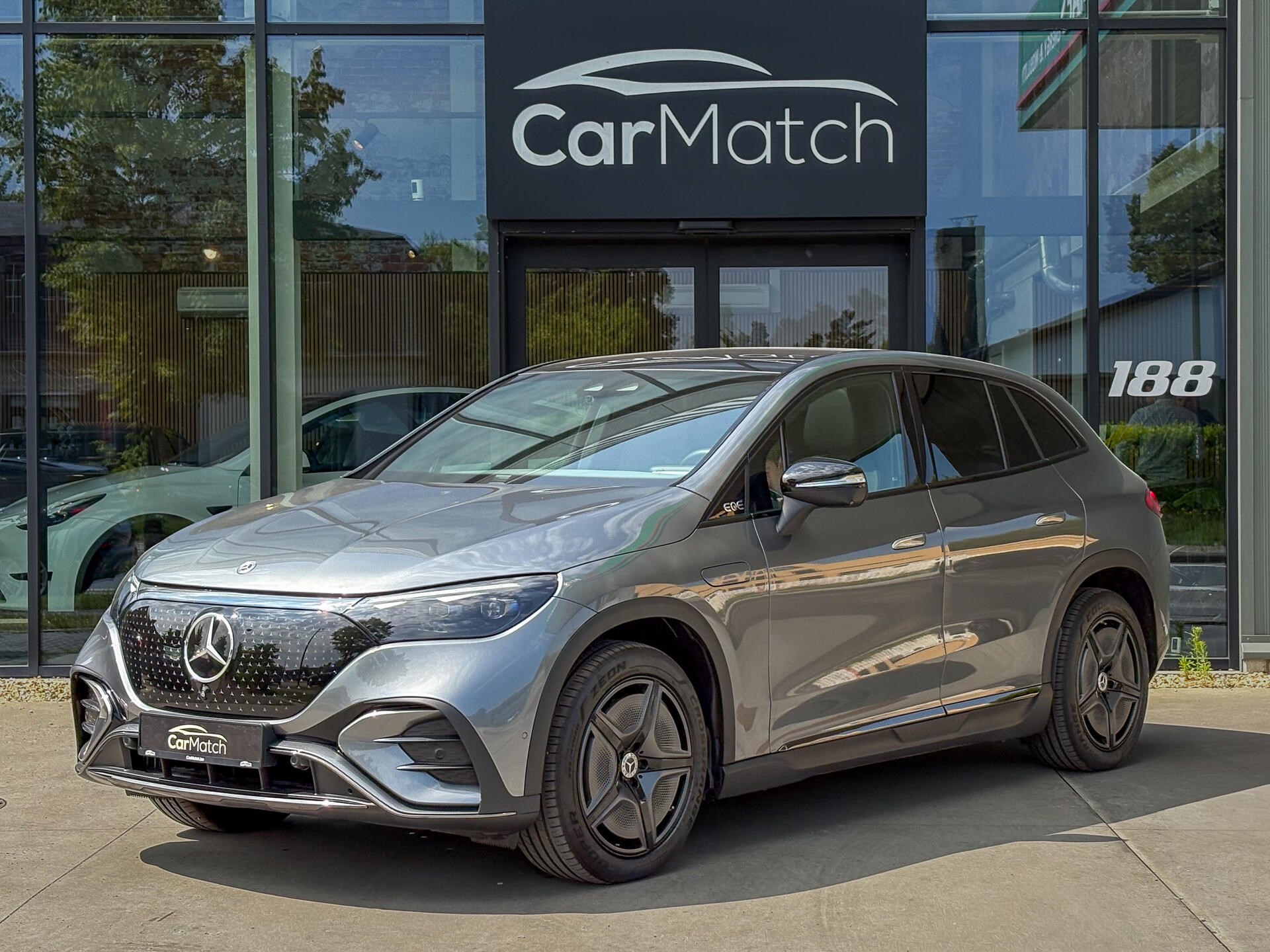 Mercedes-Benz EQE SUV